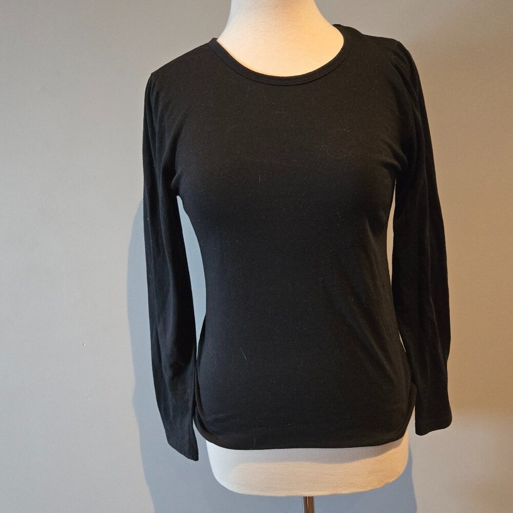 Sivvan Women’s Comfort Underscrub Tee | Size Medium | Black